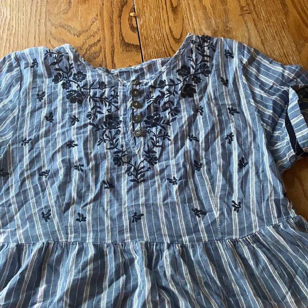 A cute croc top
